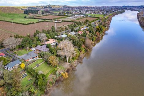 Photo of property in 21 Riverbank Road, Okoia, Whanganui, 4573