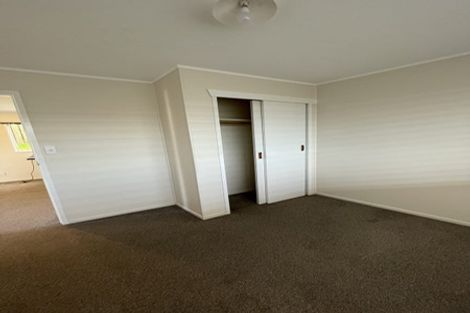 Photo of property in 3 Camilla Grove, Totara Vale, Auckland, 0629