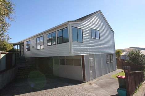 Photo of property in 21 Glen Alton Avenue, Paparangi, Wellington, 6037