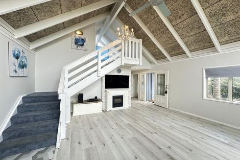 Photo of property in 47a Taikata Road, Te Atatu Peninsula, Auckland, 0610