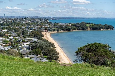 Photo of property in 131a Vauxhall Road, Narrow Neck, Auckland, 0624