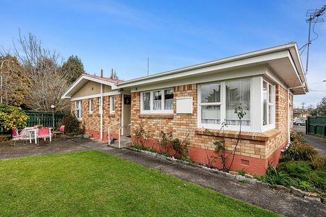 Photo of property in 84 Masters Avenue, Hillcrest, Hamilton, 3216