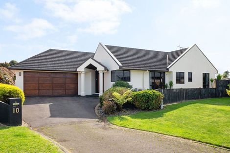 Photo of property in 10 Drumfearn Place, Rototuna, Hamilton, 3210
