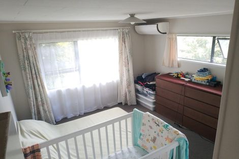 Photo of property in 41 Holmes Drive South, Massey, Auckland, 0614