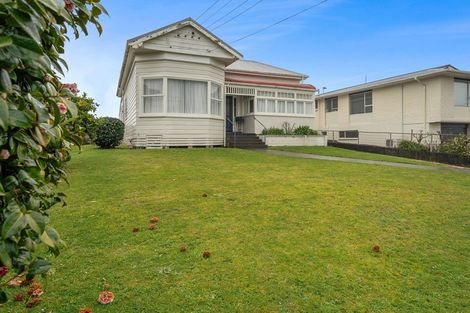 Photo of property in 3 Victoria Street, Hawera, 4610