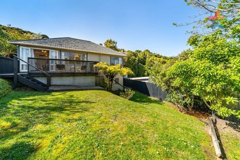 Photo of property in 3 Montgomery Avenue, Karori, Wellington, 6012