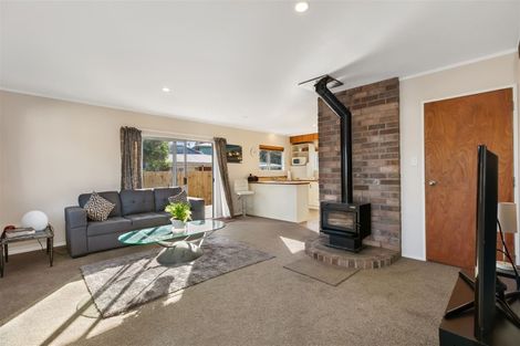 Photo of property in 8b Avis Avenue, Papatoetoe, Auckland, 2025