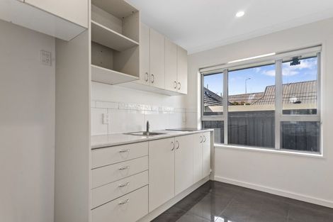 Photo of property in 87 Wairakei Road, Bryndwr, Christchurch, 8053