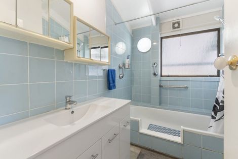 Photo of property in 2 Rawhiti Street, Taupo, 3330