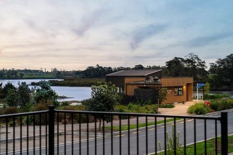 Photo of property in 28 Evergreen Parade, Rosehill, 2113