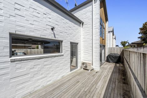 Photo of property in 24u2 Lyon Street, Frankton, Hamilton, 3204