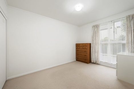 Photo of property in Mahora Court Flats, 25 Mahora Street, Kilbirnie, Wellington, 6022