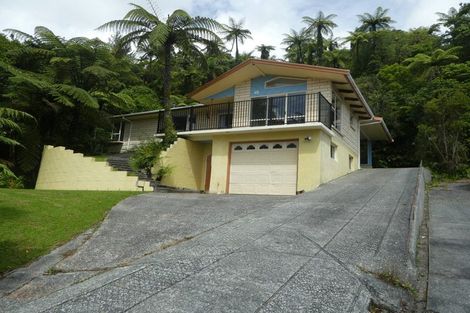 Photo of property in 15 Coates Street, Greymouth, 7805