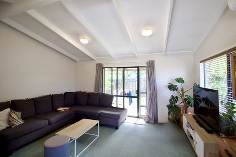Photo of property in 36 Cockayne Crescent, Sunnynook, Auckland, 0620