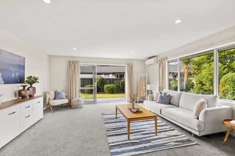 Photo of property in 135 Winters Road, Mairehau, Christchurch, 8052