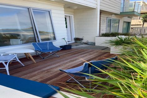 Photo of property in 3/222 The Esplanade, Island Bay, Wellington, 6023