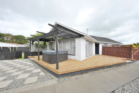 Photo of property in 4 Springmead Place, Hornby, Christchurch, 8042