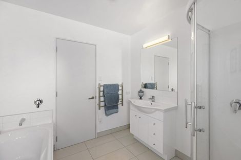 Photo of property in 10 Torbeg Lane, Broomfield, Christchurch, 8042