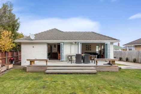 Photo of property in 8 Bellina Place, Broomfield, Christchurch, 8042