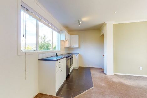 Photo of property in 2/57 Simla Crescent, Khandallah, Wellington, 6035