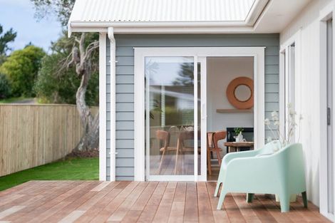 Photo of property in 23 Frimley Terrace, Waikanae Beach, Waikanae, 5036