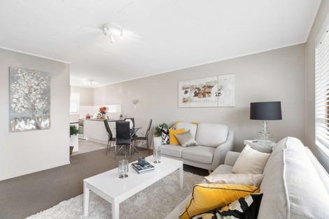 Photo of property in 1/4 Collie Road, Pukekohe, 2120