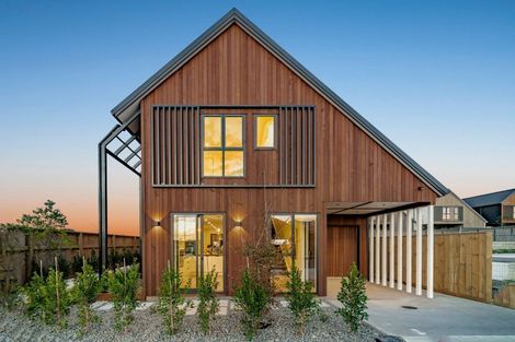 Photo of property in 1 Dorset Down Drive, Karaka, 2580