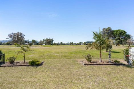 Photo of property in 132 Kiwi Road, Whangamata, 3620