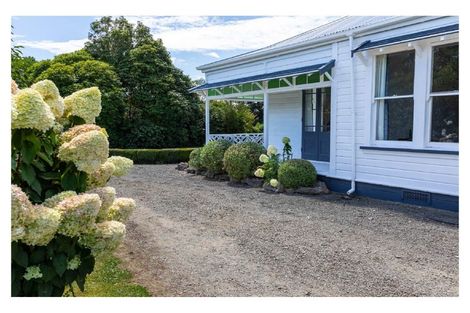 Photo of property in 54 Alfredton Road, Eketahuna, 4900