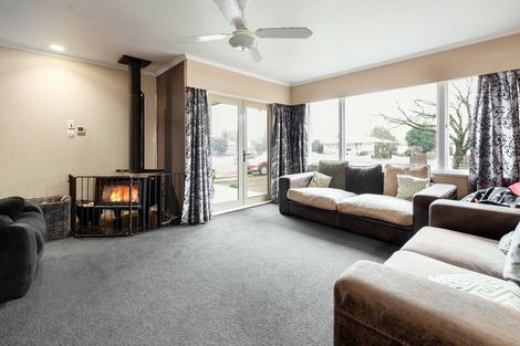 Photo of property in 19 Kenmore Place, Tokoroa, 3420