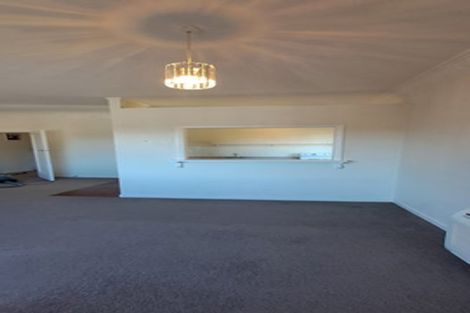 Photo of property in 11 Melrose Road, Island Bay, Wellington, 6023