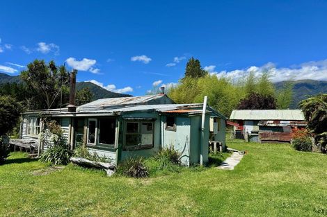 Photo of property in 12 Con Street, Seddonville, Westport, 7891