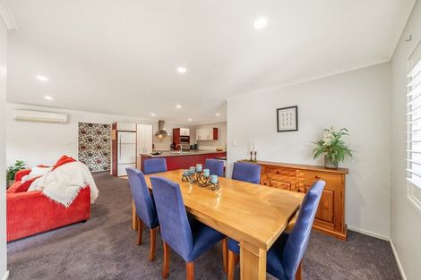 Photo of property in 17 Opal Avenue, Timberlea, Upper Hutt, 5018