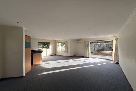 Photo of property in 42 Meadowstone Drive, Wanaka, 9305