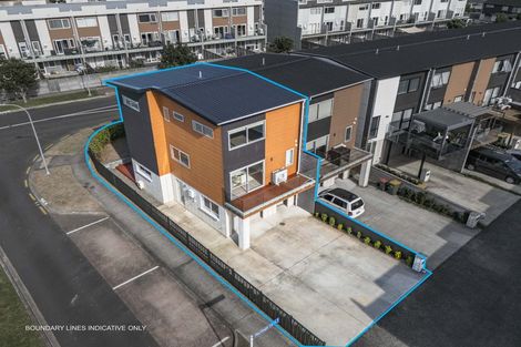 Photo of property in 2 Meritage Lane, Te Atatu South, Auckland, 0610