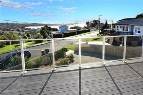 Photo of property in 1 Tindalls Bay Road, Tindalls Beach, Whangaparaoa, 0930