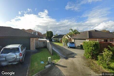 Photo of property in 8 Alvre Place, Flat Bush, Auckland, 2016