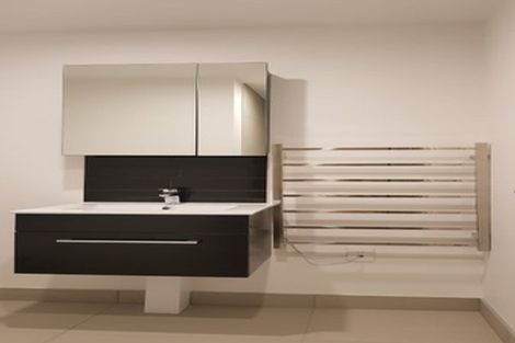 Photo of property in Alpha Apartments, 503/4u Elizabeth Street, Mount Victoria, Wellington, 6011