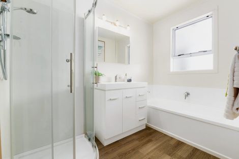 Photo of property in 56 Acacia Crescent, Glenview, Hamilton, 3206