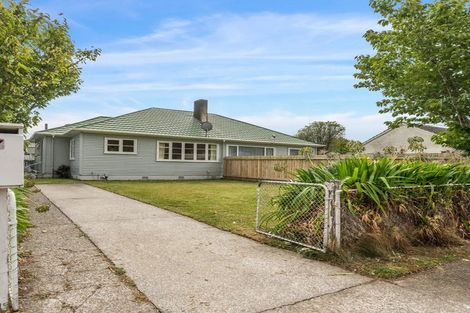 Photo of property in 57 Hewer Crescent, Naenae, Lower Hutt, 5011