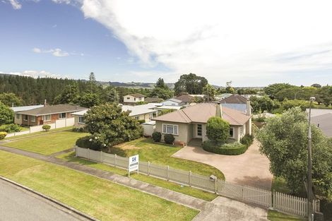 Photo of property in 11 Puriri Avenue, Te Puke, 3119