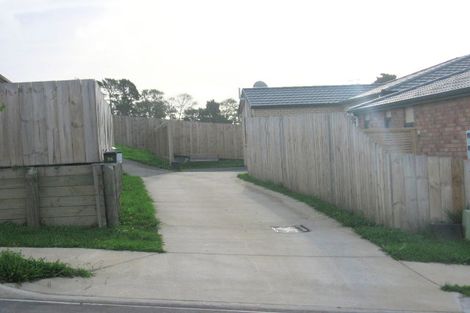 Photo of property in 54 Woodbank Drive, Glen Eden, Auckland, 0602