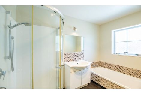 Photo of property in 5 Greenwood Close, Woodend, 7610