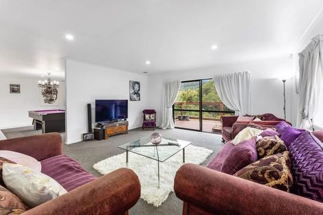 Photo of property in 13 Frankie Stevens Place, Riverstone Terraces, Upper Hutt, 5018