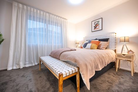 Photo of property in 2 Flotilla Place, Long Bay, Auckland, 0630