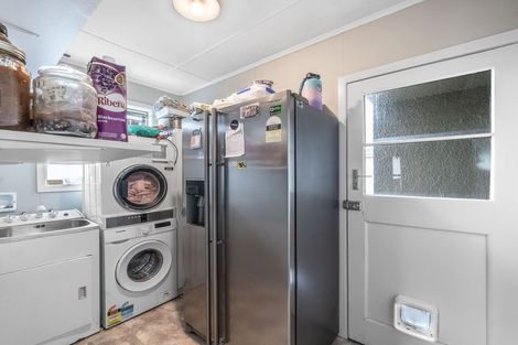 Photo of property in 8 Mackenzie Street, Winton, 9720