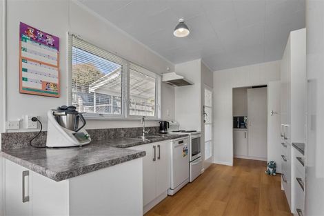 Photo of property in 68 Arapiki Road, Stoke, Nelson, 7011