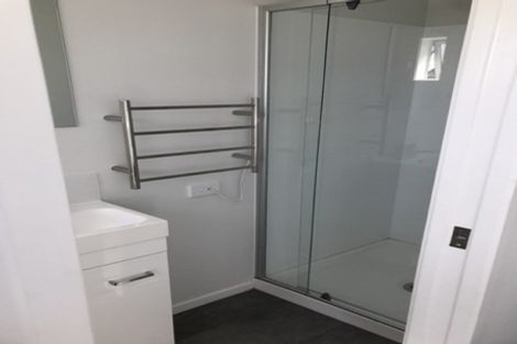 Photo of property in 17/10u Burrows Place, Frankton, Hamilton, 3204