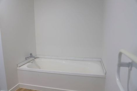Photo of property in 2/44 Packe Street, Edgeware, Christchurch, 8013