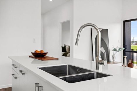 Photo of property in 20 One Haruru Street, Cambridge, 3493